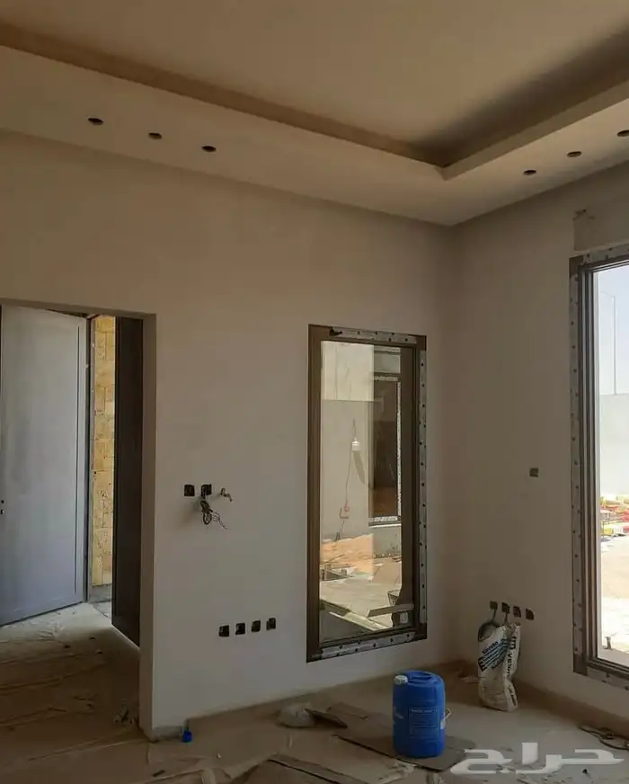 مقاول عام 16