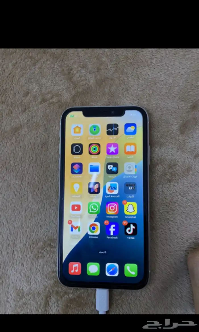 ايفون XR للبيع فقط 1