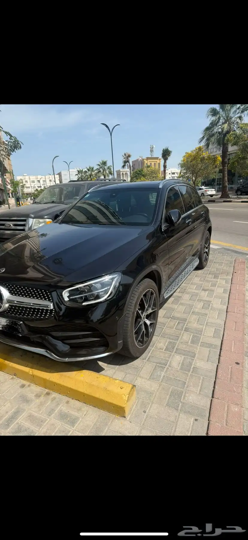 مرسيدس GLC 300 موديل 2020 عداد 52 الف 3