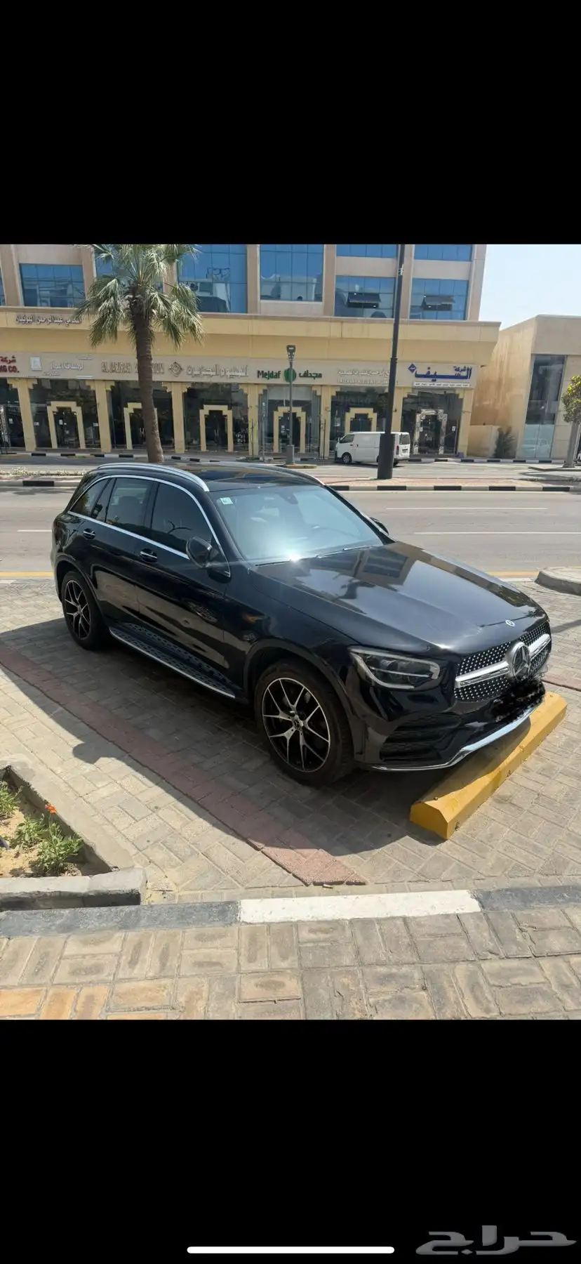 مرسيدس GLC 300 موديل 2020 عداد 52 الف 4