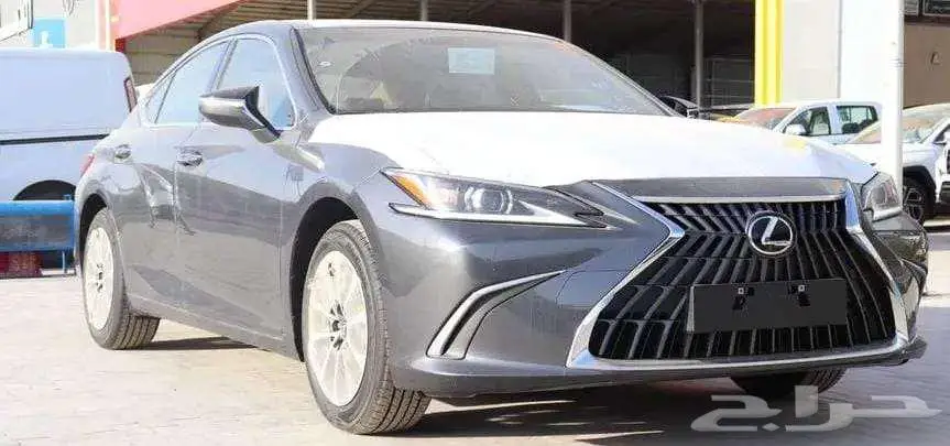 تتوفر فئات لكزس ES بدون ارباح نظام دفعتين سعودي اصفار 32
