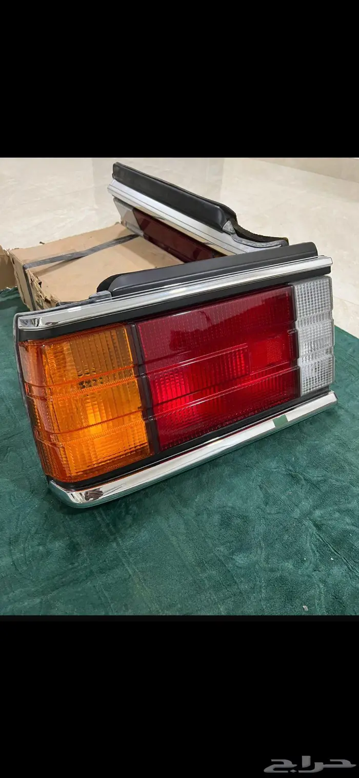 للبيع صطابات خلفيه 200L موديل 82 واصليه كامله بالظفيره 1