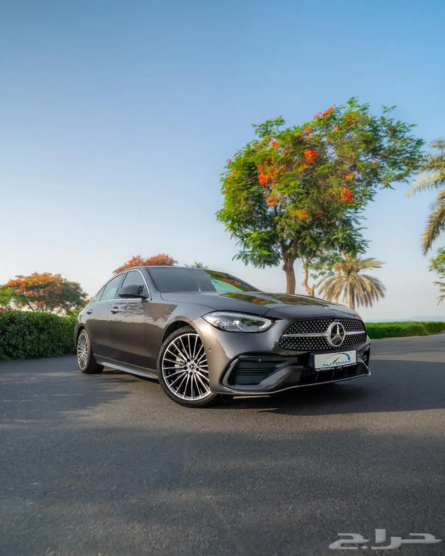 مرسيدس بنز c200 premium 2025 خليجي اصفار مع ضمان الوكيل 0