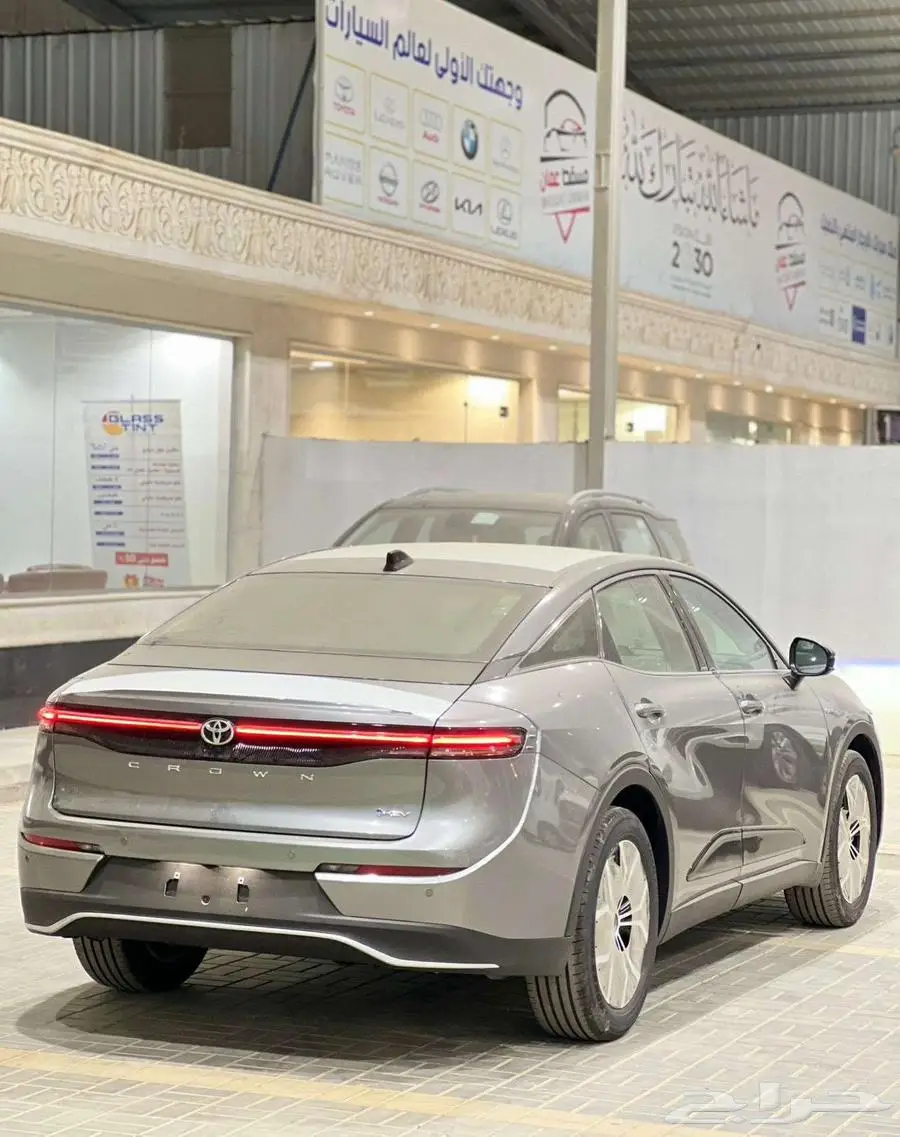 تويوتا كراون بريميوم هايبرد 2025 بأقل الأسعار موجود 2026 4