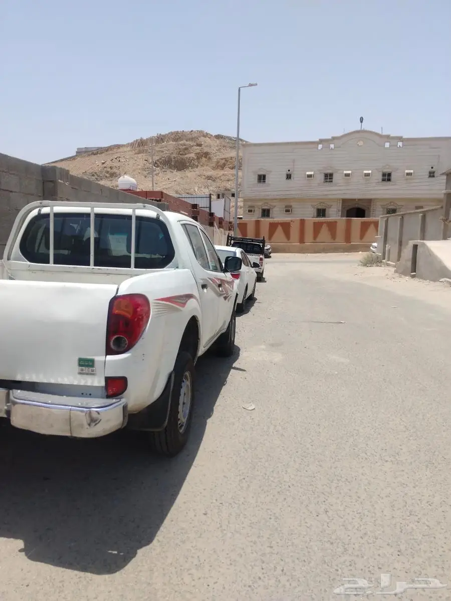 متسوبيشي L200 ديزل دبل 2015 2