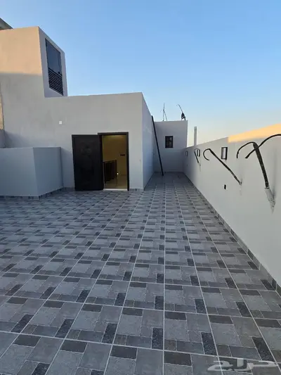 للبيع فيلا بأبها في حي الغدير المحالة 7