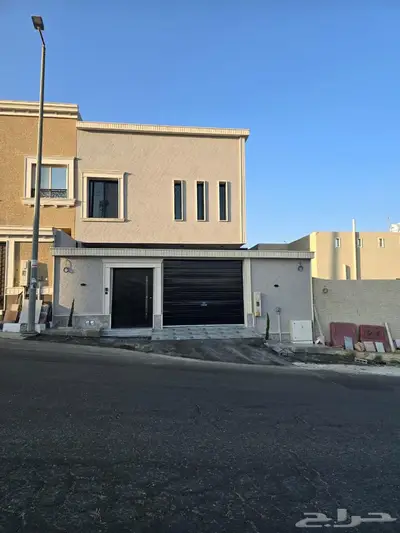 للبيع فيلا بأبها في حي الغدير المحالة 2
