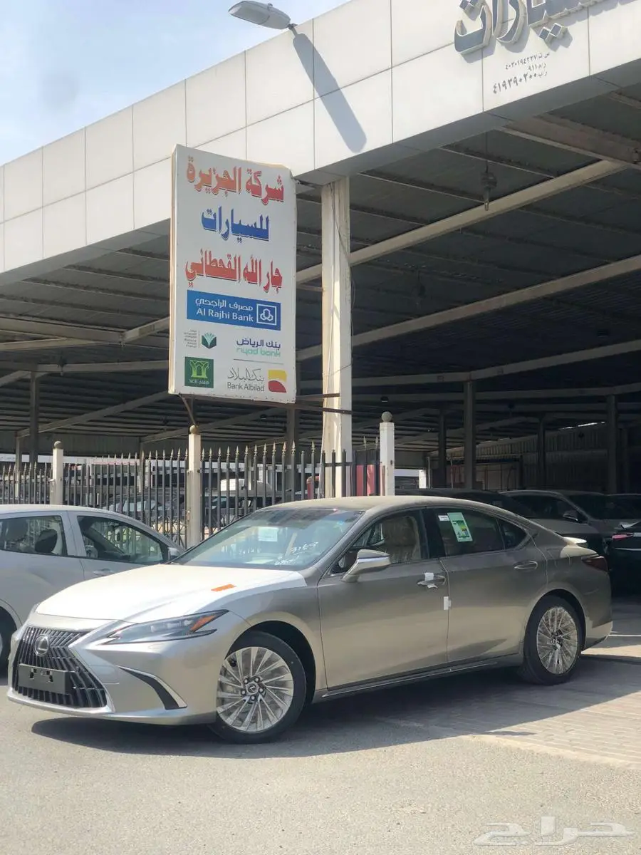 لكزس ES350 DD 2025 سعودي كل الألوان _ جارالله 14