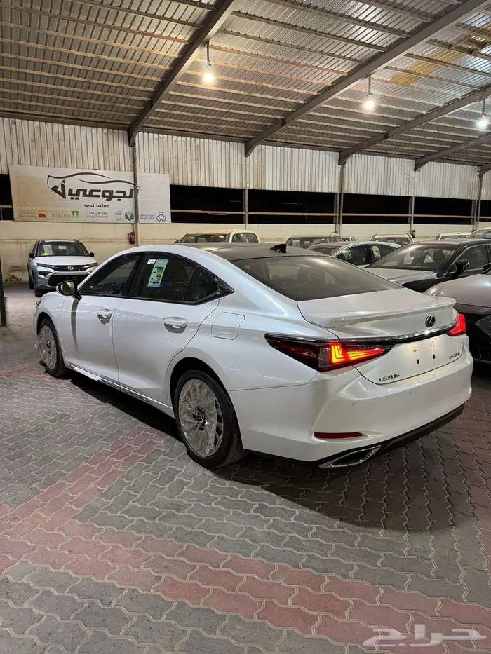 لكزس ES350DD 2025 1