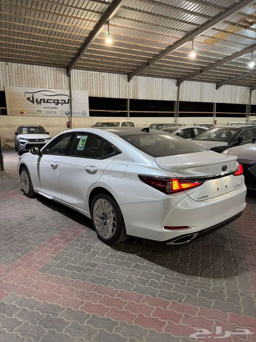 لكزس ES350DD 2025 1