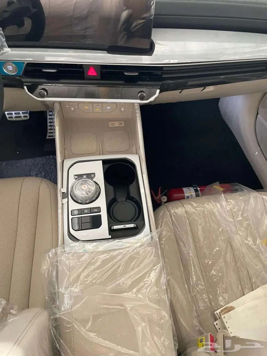 كيا k8 استاندر 2025 بسعر 147500 بالضريبه 9
