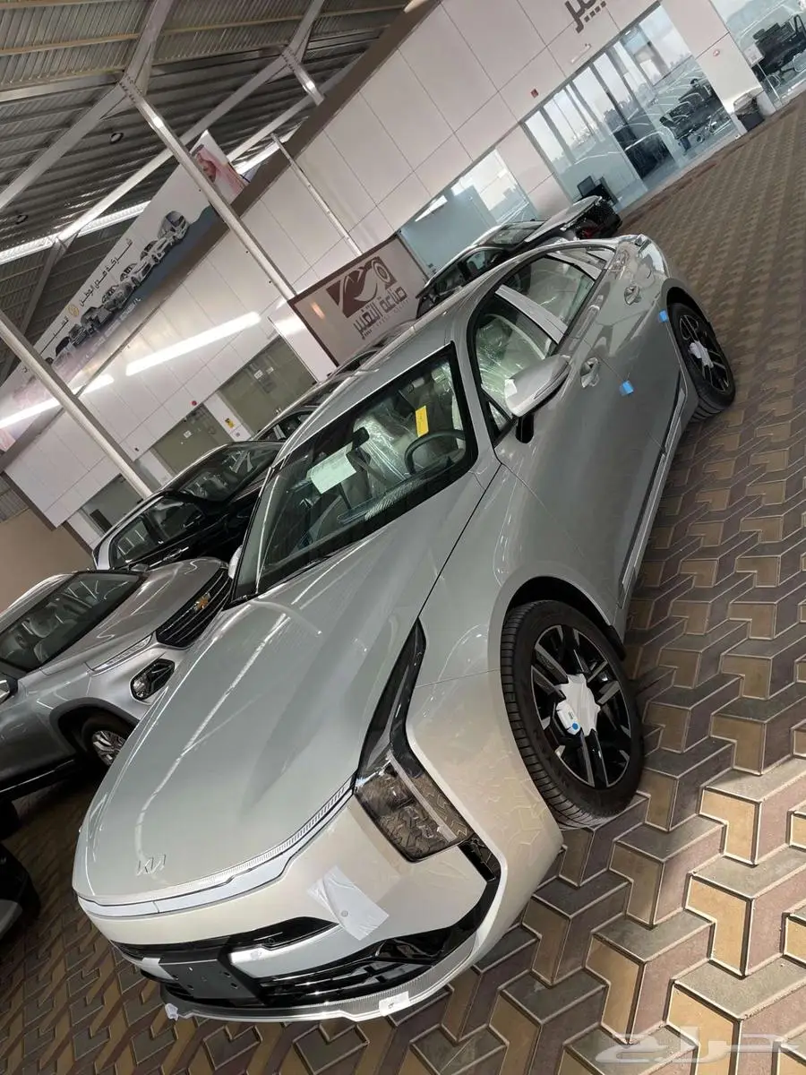 كيا k8 استاندر 2025 بسعر 147500 بالضريبه 13