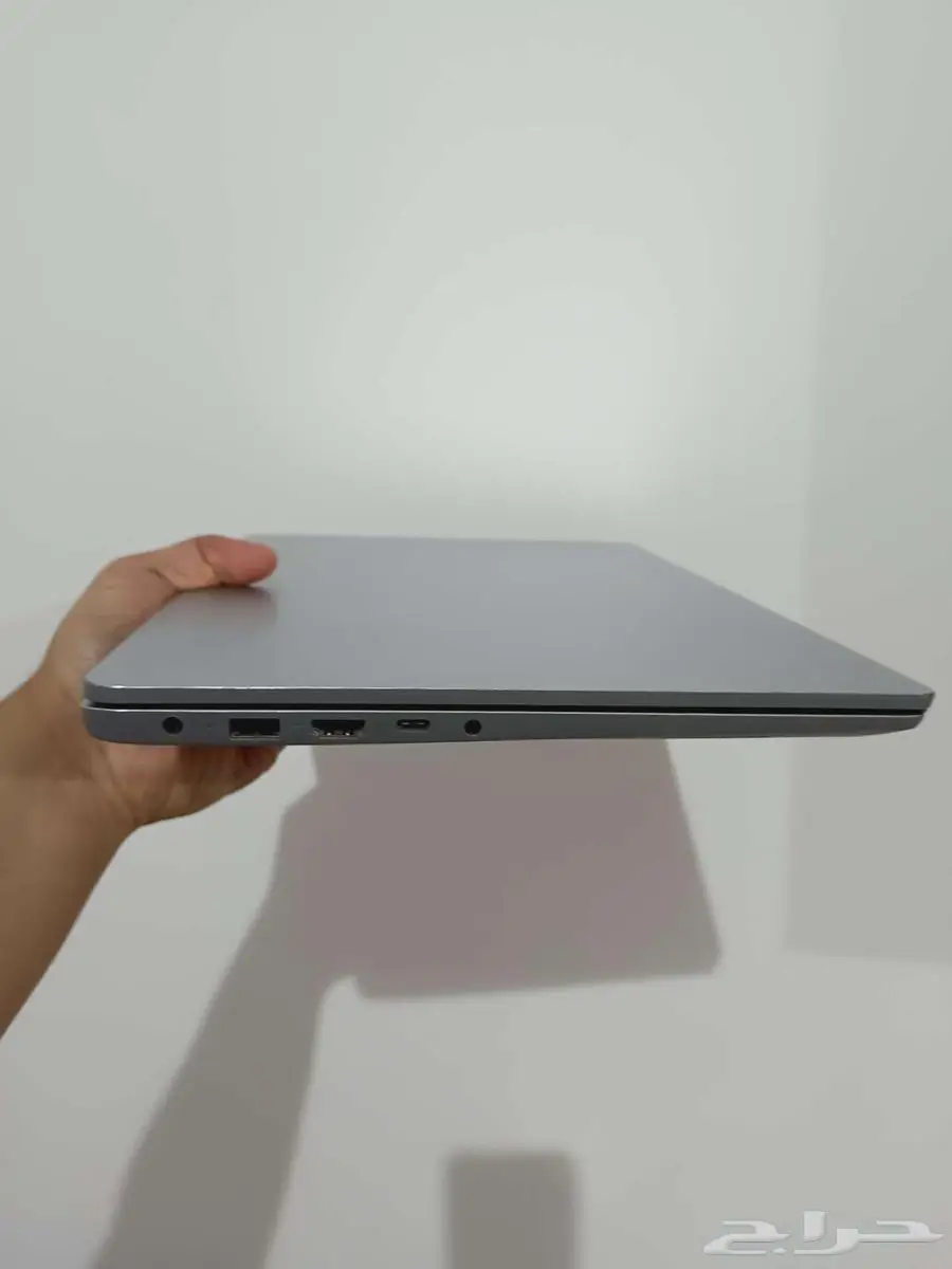 لاب توب ماركة لينوفو نظيف جدا للبيع 2
