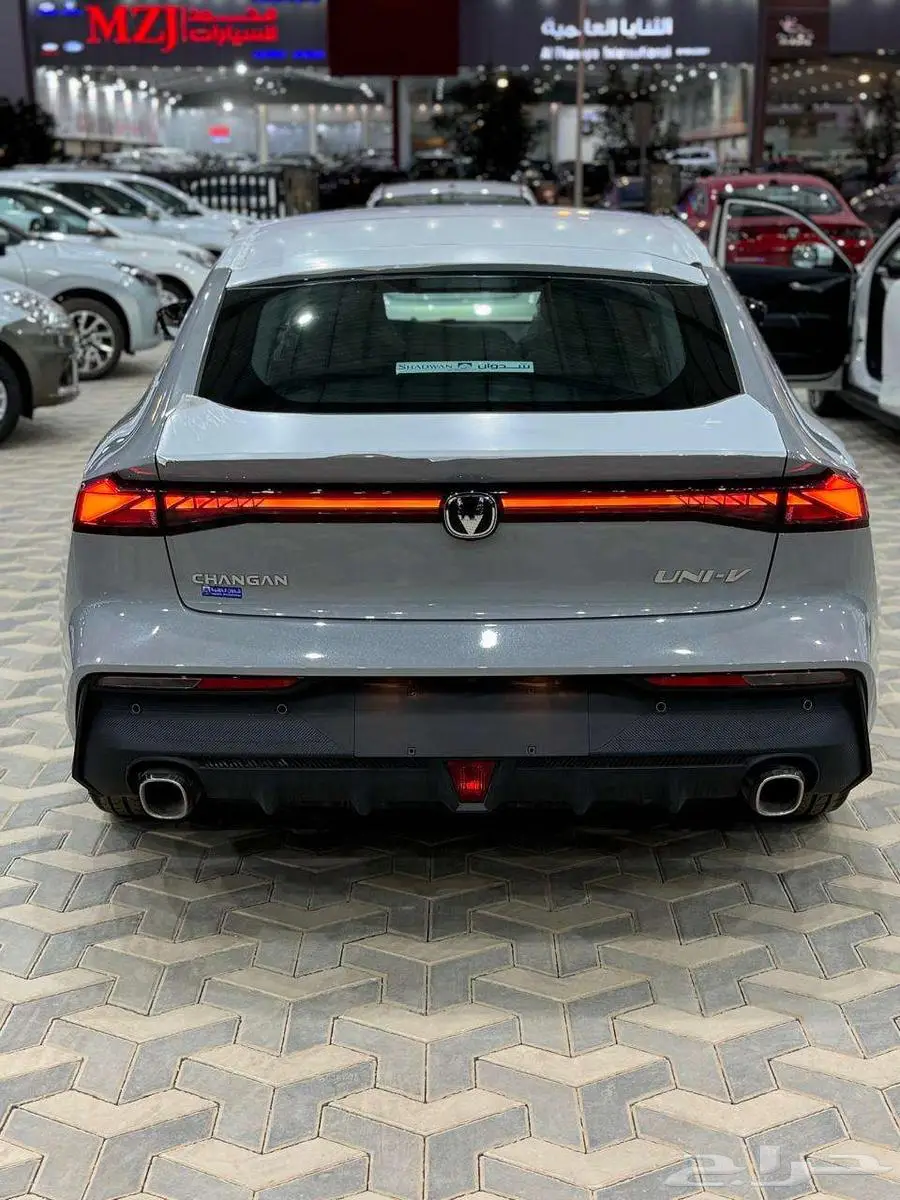شانجان UNI V ايليت 2026 6