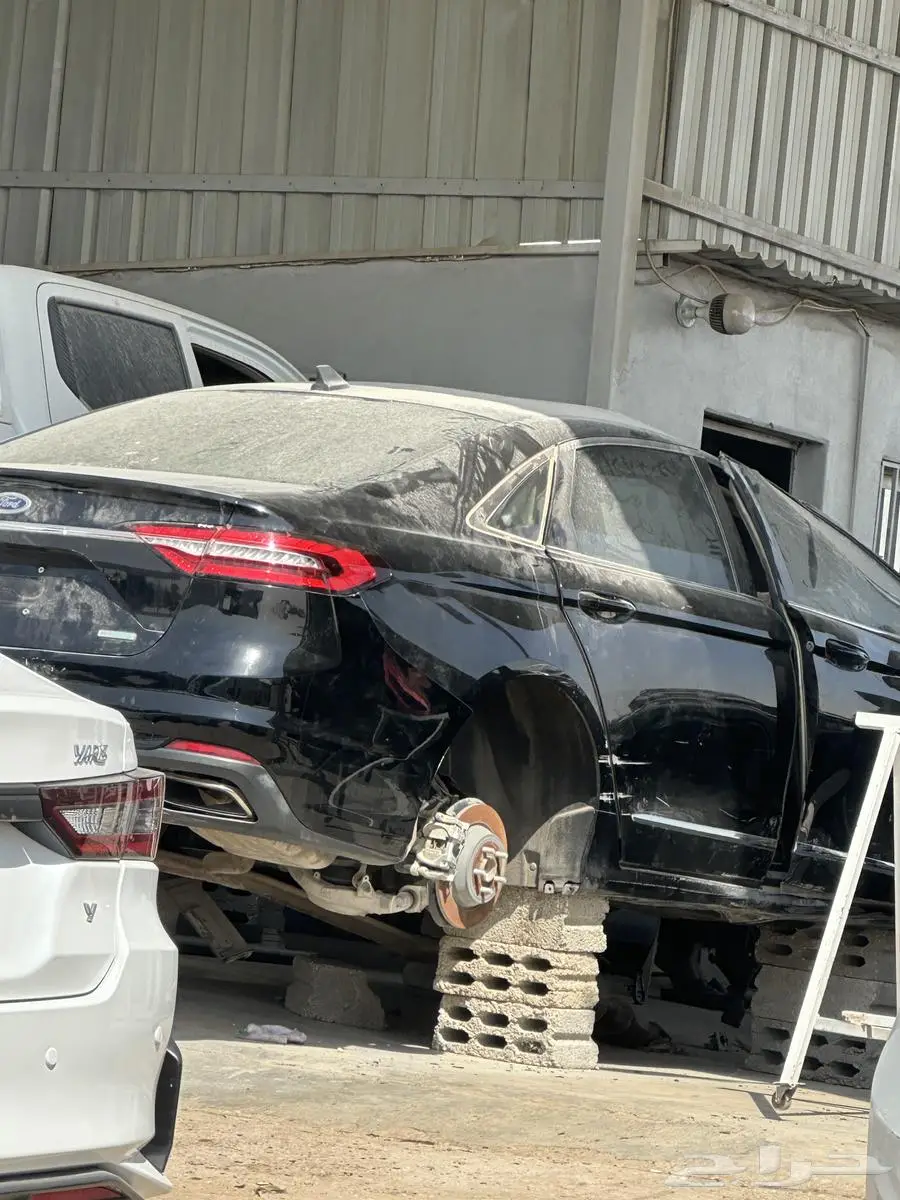 مندوب قطع غيار تشليح جميع السيارات 2