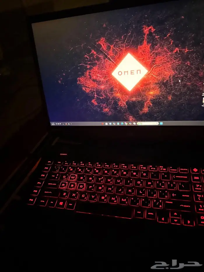 للبيع لابتوب قيمنق اومين 2