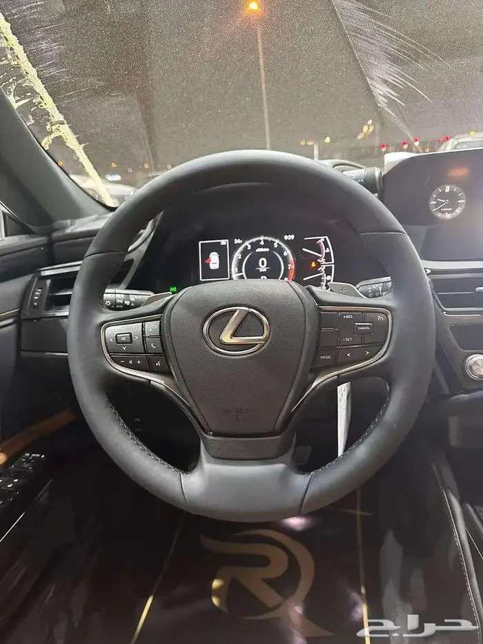 لكزس - ES350 CA - الساير - 2025 4