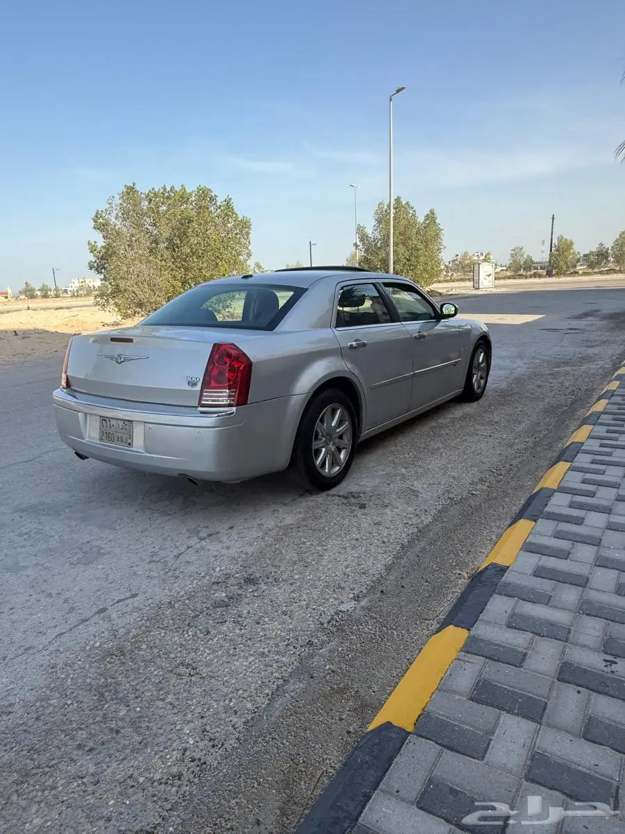 كرايسلر C300 موديل 2010 2