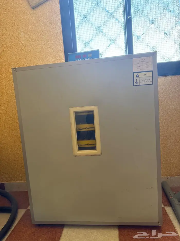 فقاسه 1