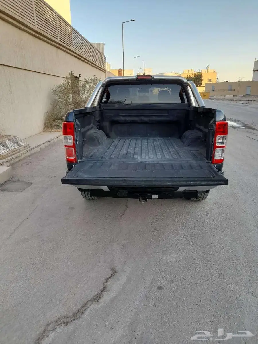 فورد رينجر فل كامل اتوماتيك ديزل ممشى 308 الف 6