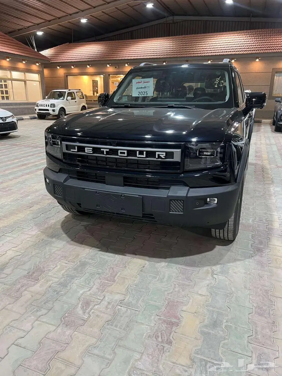جيتور T1 لاكجري 2025 3