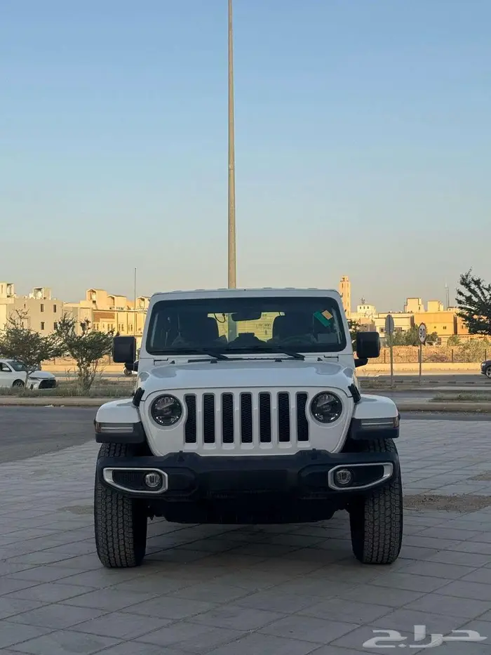 جيب رانجلر 4 ابواب صحاري انليميتد 2023 2