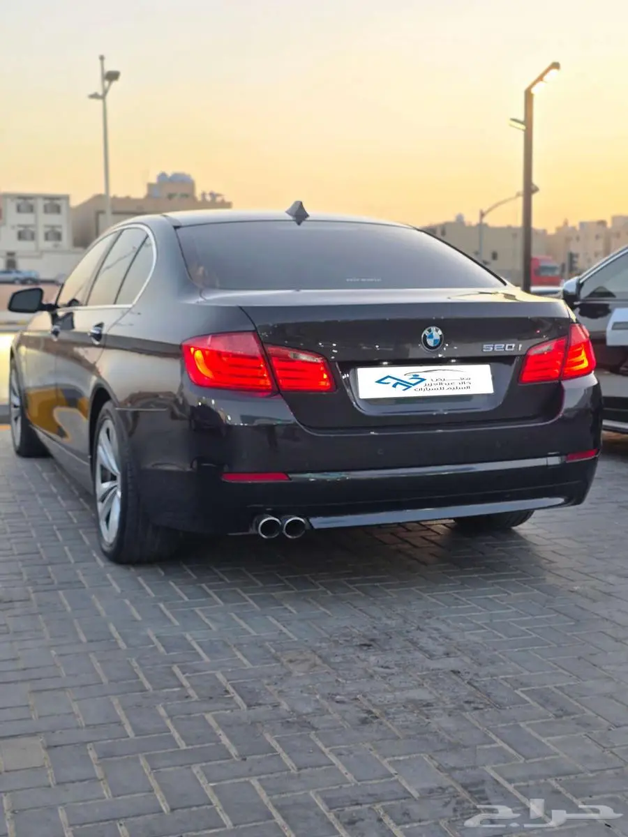 بي ام دبليو 520 2