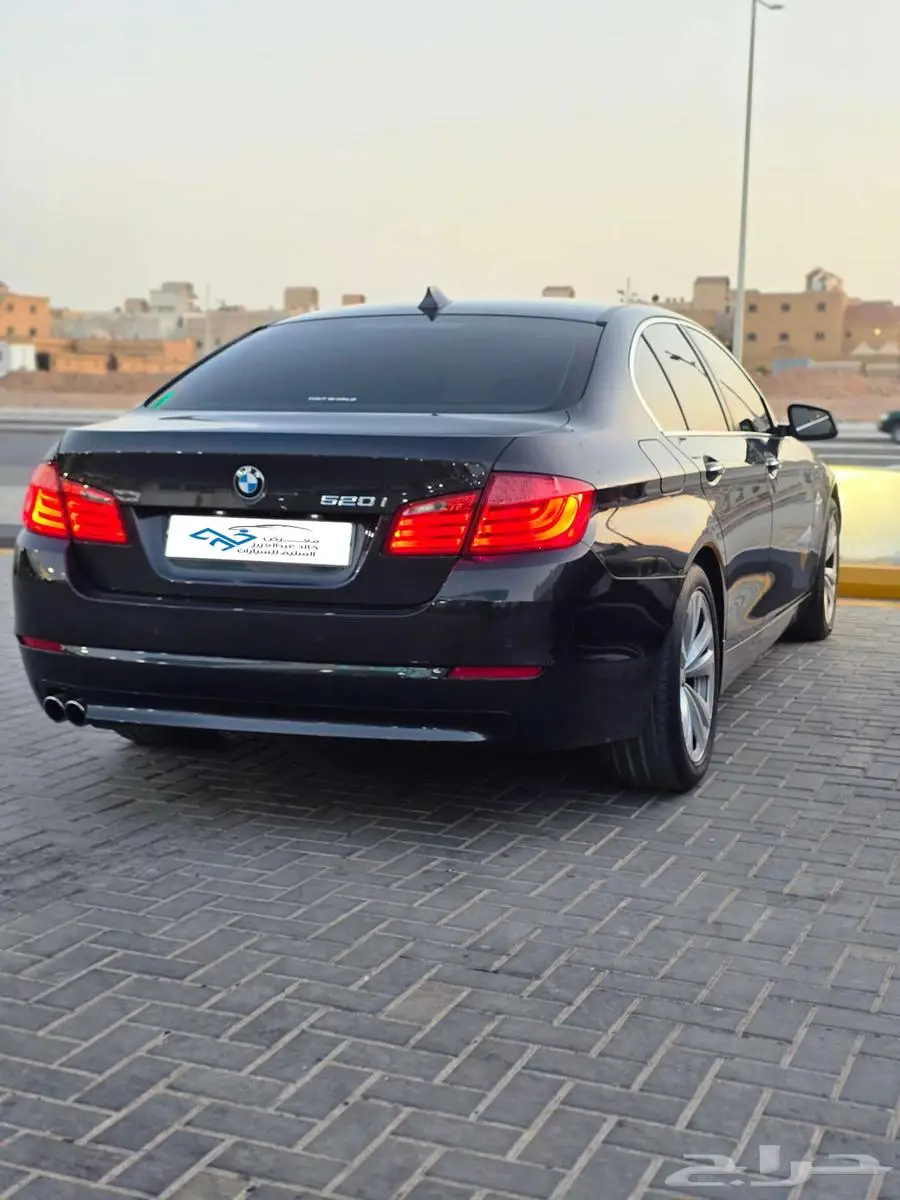 بي ام دبليو 520 3