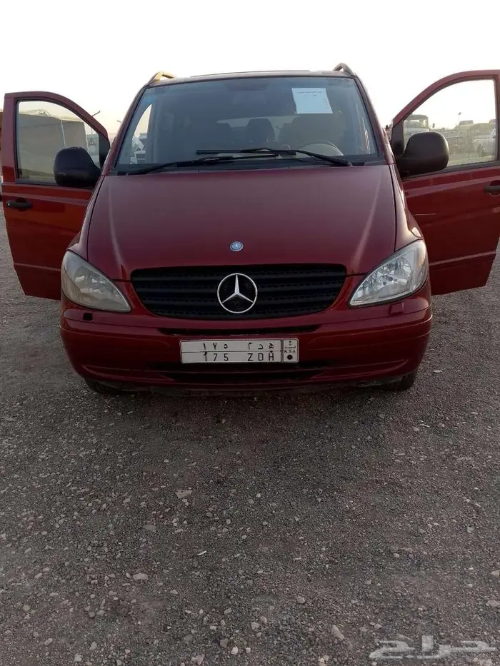 للبيع سيارة مرسيدس فان موديل 2006 بمعرض البيان المطور 2