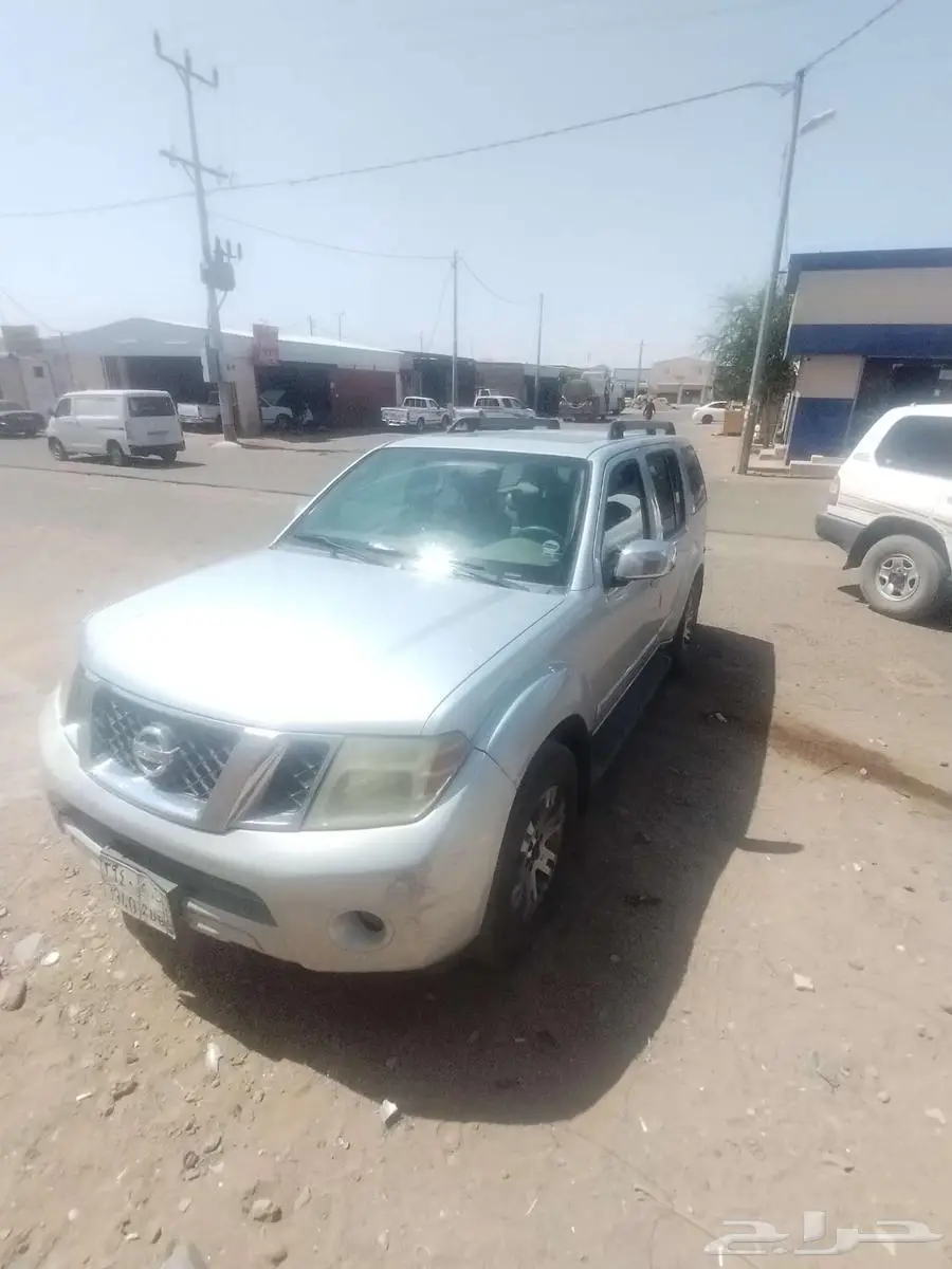 نيسان باثفندر 2010 2