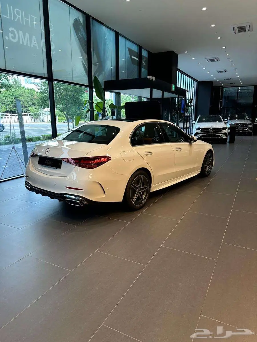 مرسيدس C200 اصفار 2025وارد كوريا 6
