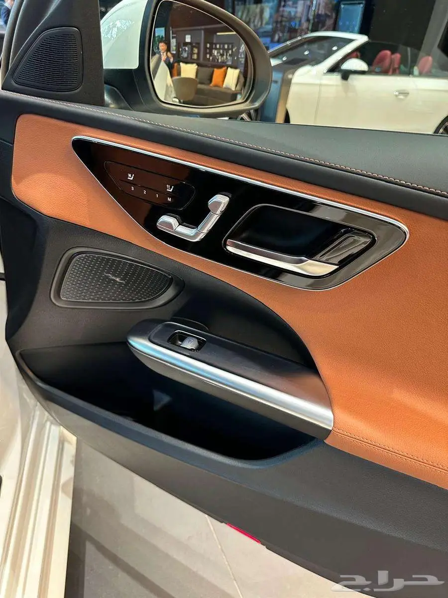 مرسيدس C200 اصفار 2025وارد كوريا 1