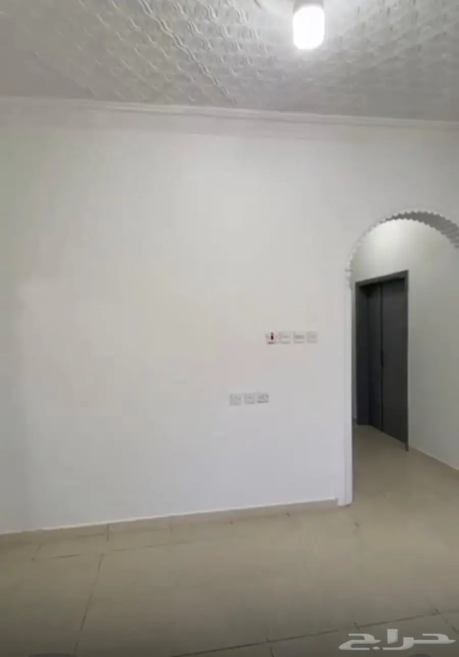 شقق عزاب للشركات والمؤسسات و العوائل بحي طويق 3