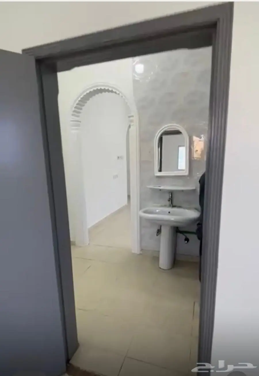 شقق عزاب للشركات والمؤسسات و العوائل بحي طويق 1