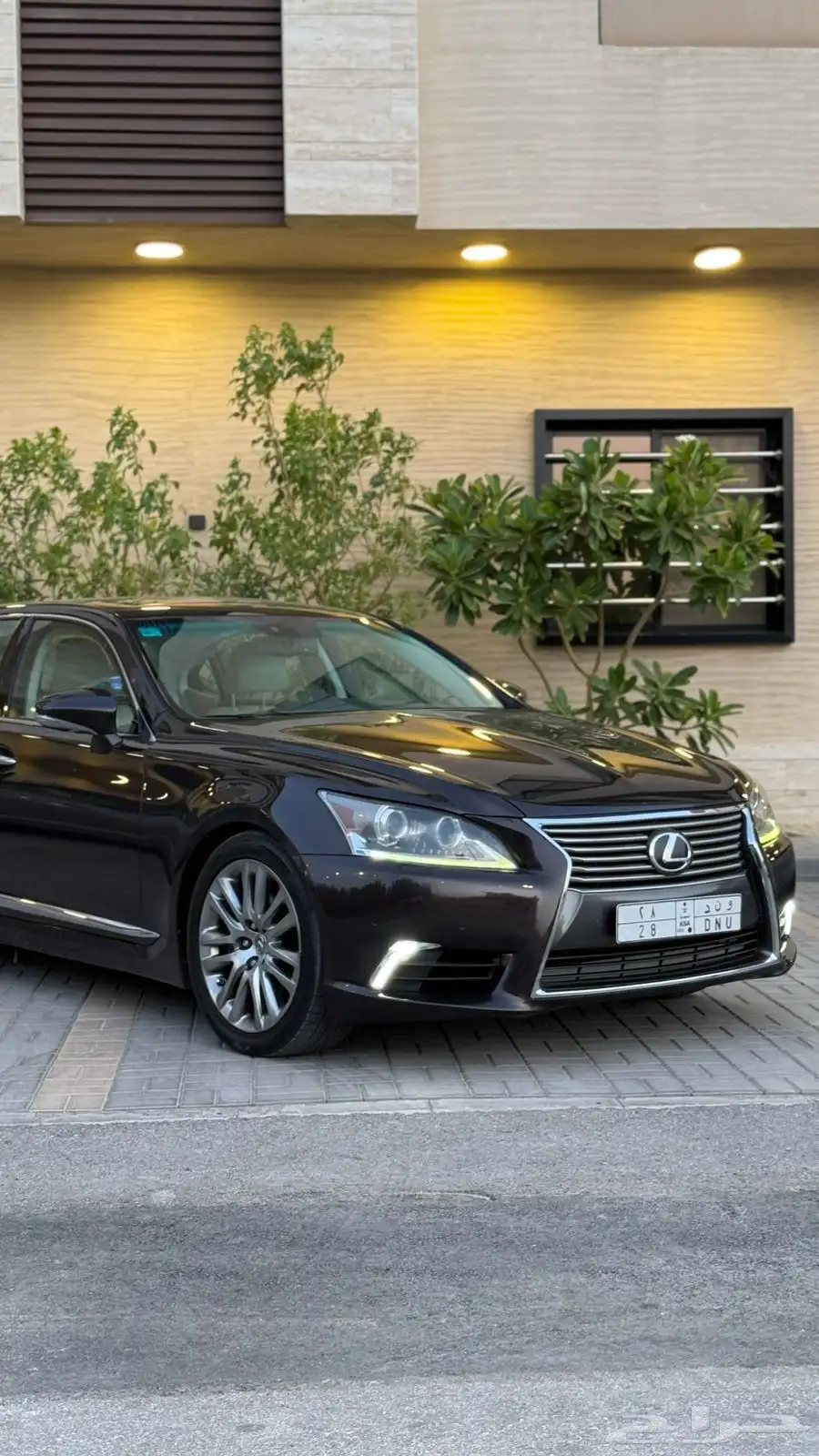 لكزس LS460 موديل 2015 نظيف جدا 8