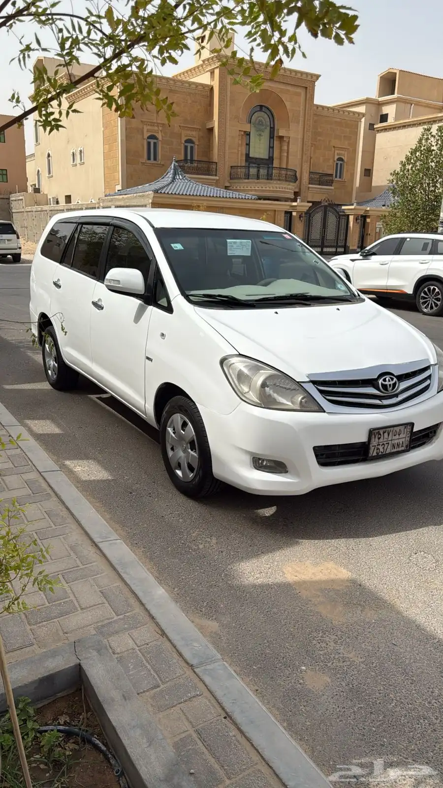 انوفا 2009 3