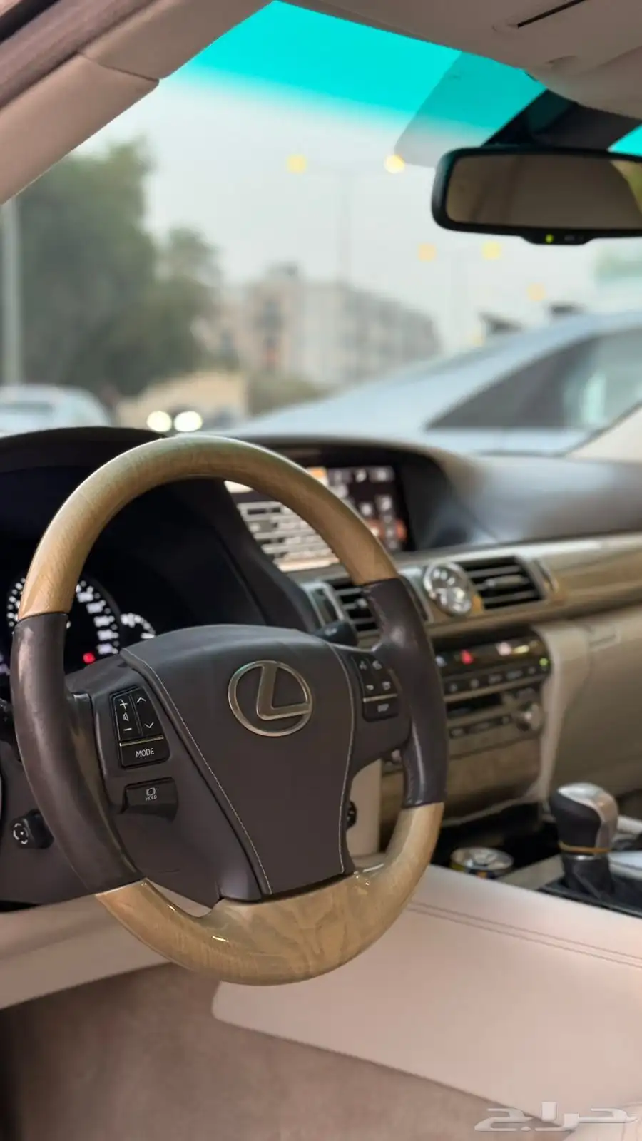 لكزس LS460 موديل 2015 نظيف جدا 13