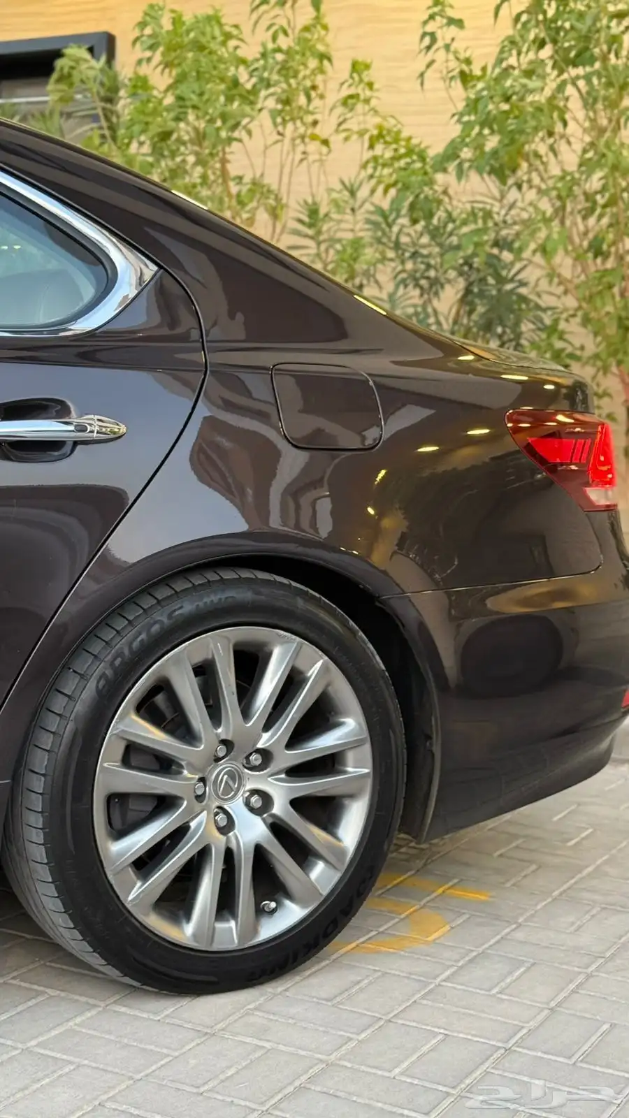 لكزس LS460 موديل 2015 نظيف جدا 3