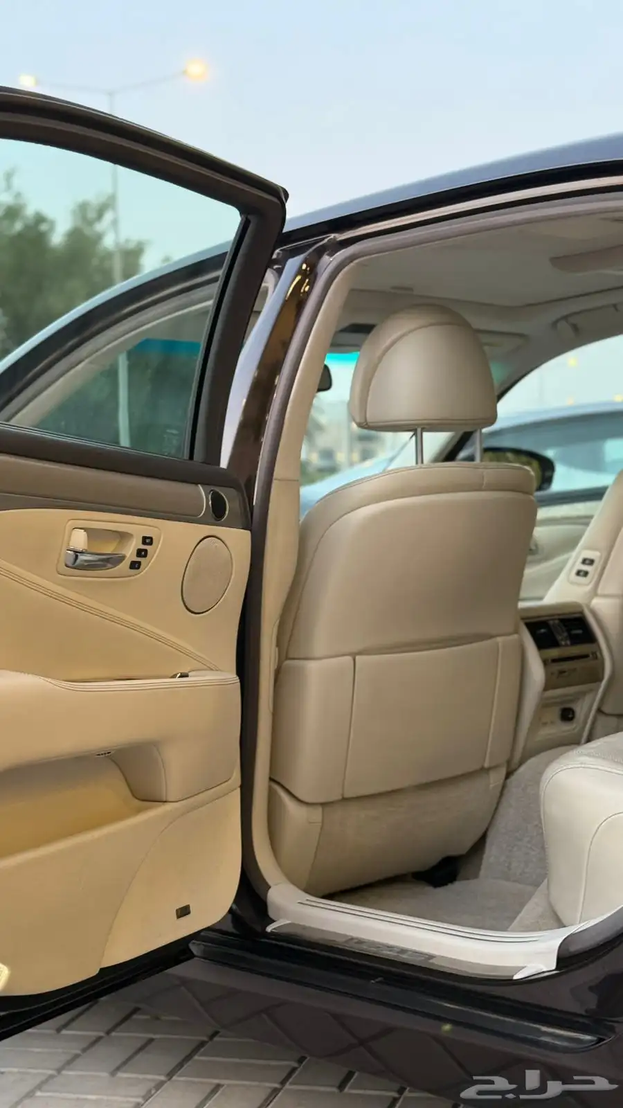 لكزس LS460 موديل 2015 نظيف جدا 14