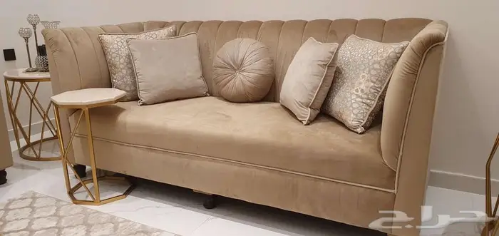 للبيع كنب بيج مودرن نظيف استعمال قليل 2