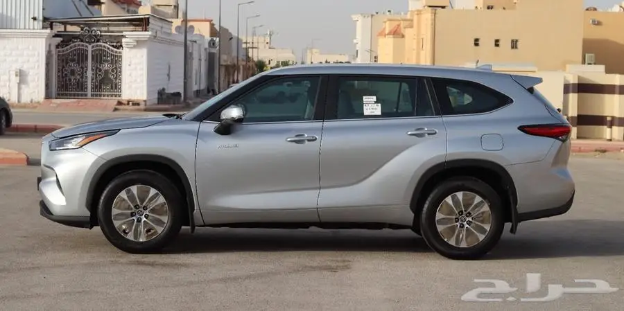تويوتا هايلاندر GLE هايبرد موديل 2024 22