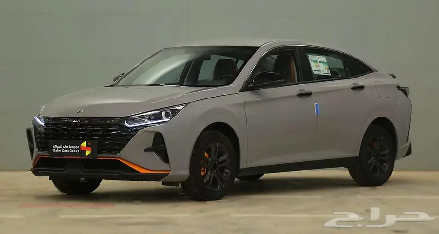 دونج فينج شاين E1 2025 بتصميم عصري وتقنيات متطورة 2