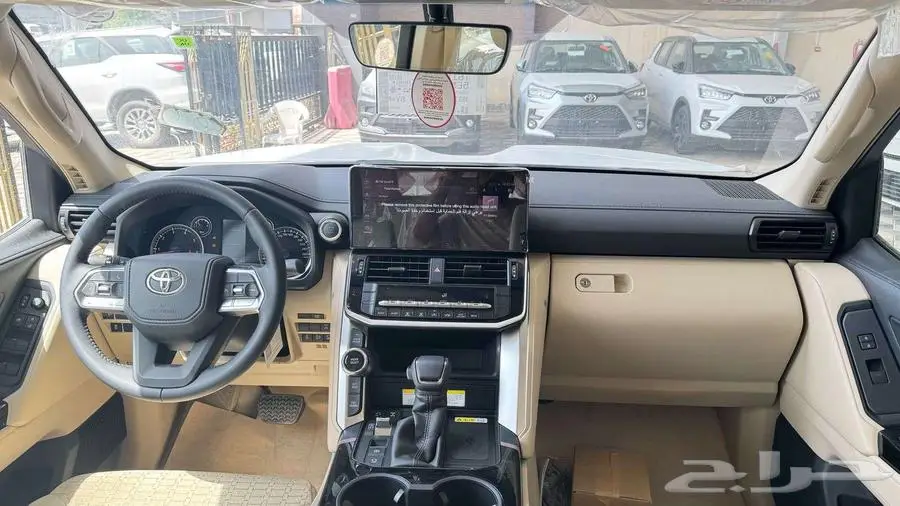 لاند كروزر GXR-L3ديزل اسود 2024 8