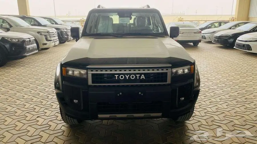 أسود ورمادي برادو TXL3 أقل سعر 228000 - بنزين سعودي 2