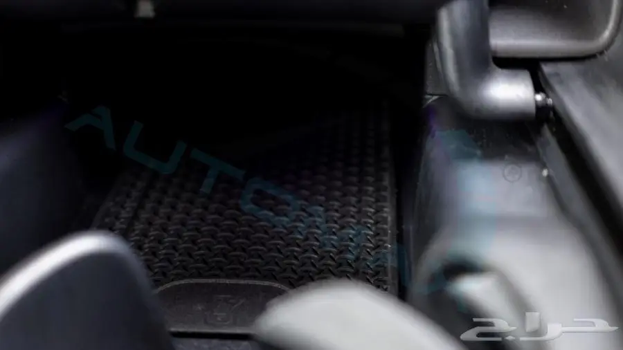 مرسيدس بنز e200 AMG kit خليجي اصفار مع ضمان الوكيل 20