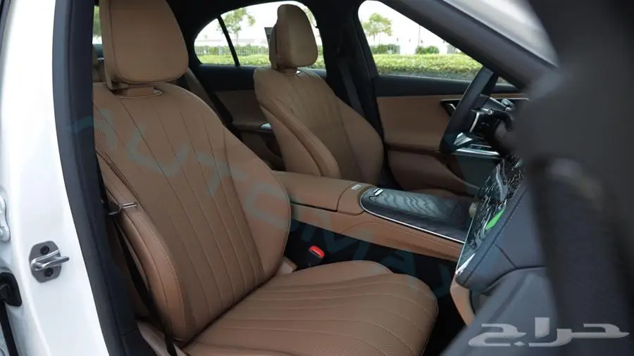 مرسيدس بنز e200 AMG kit خليجي اصفار مع ضمان الوكيل 22