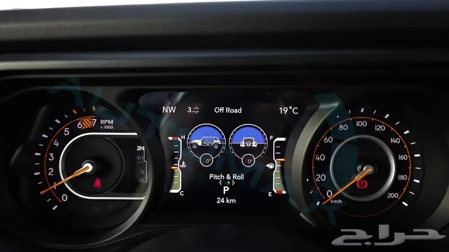 2025 JEEP WRANGLER UNLIMITED SAHARA I4 2.0T 4X4 GCC 0KmS 13