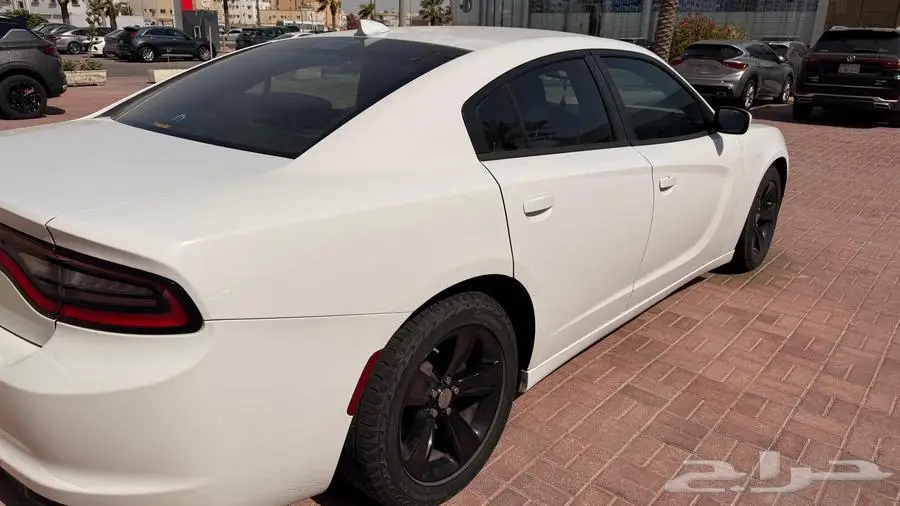 Dodge Charger 2016 SXT 2