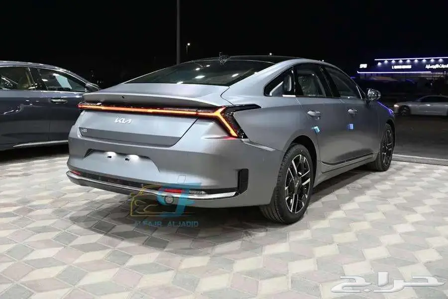 كيا K8 نص فل 2025 وارد الجبر بالنقد والتقسيط 3