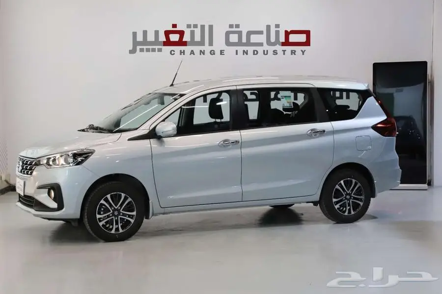 سوزوكي ارتيجا فل موديل GLX 2025بسعر 62000 بالضريبه 6